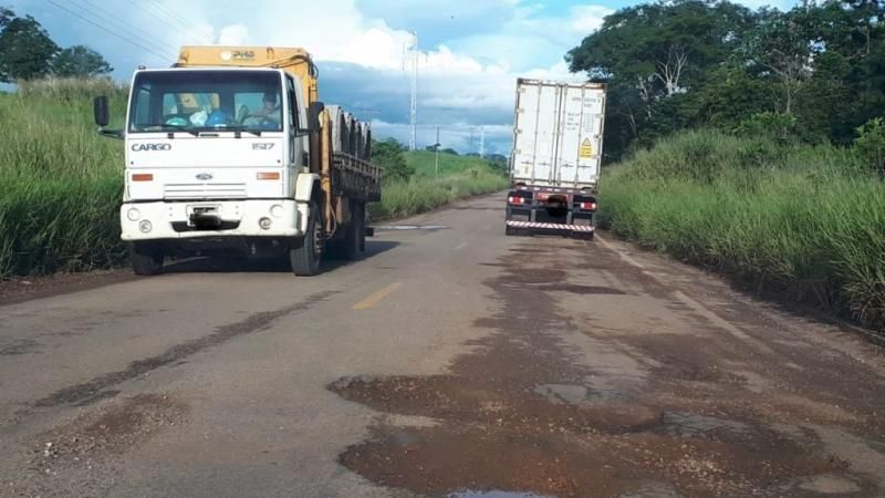 DNIT inicia tapa-buracos na BR-429 e diz que conclusão será até o fim de 2020 DNIT inicia tapa-buracos na BR-429 e diz que conclusão será até o fim de 2020