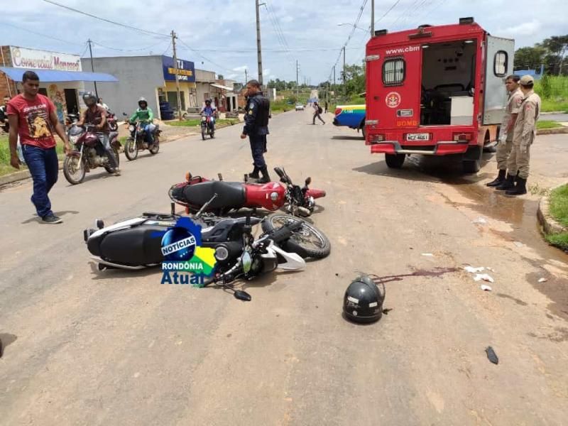Câmera registra acidente entre duas motos em Ji-Paraná; veja o vídeo Câmera registra acidente entre duas motos em Ji-Paraná; veja o vídeo