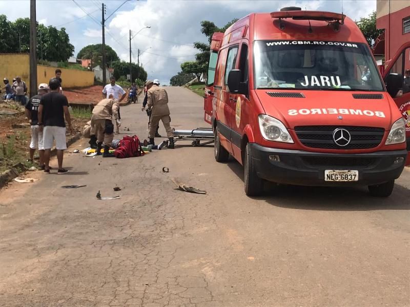 Motociclista morre após grave acidente em Jaru Motociclista morre após grave acidente em Jaru