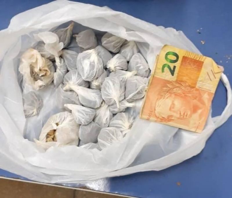 Traficante é preso em flagrante ao confundir PM com usuário de drogas em Vilhena