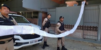 Homem de 32 anos com ficha criminal de quase 10 metros é preso em Minas Gerais