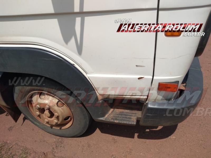 Motociclista fica ferido ao ser atingido por caminhão na RO-010, em Rolim de Moura
