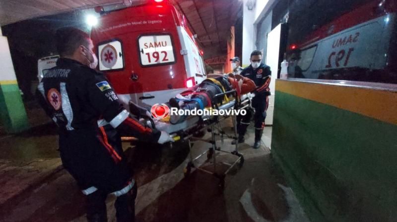 Trabalhador fica com perna presa às ferragens após tombamento de caçamba em Porto Velho Trabalhador fica com perna presa às ferragens após tombamento de caçamba em Porto Velho