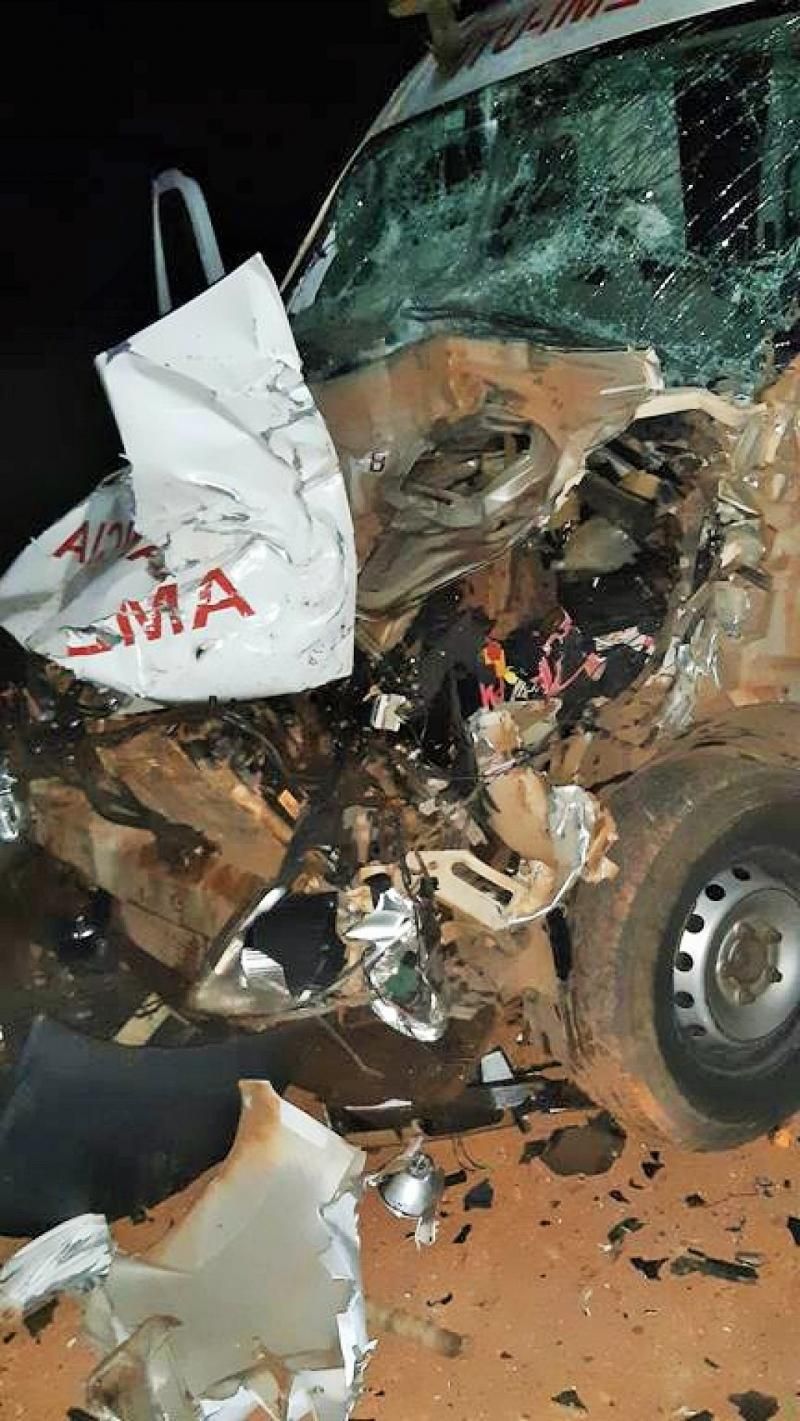 Atualizada: Ambulância de Alta Floresta sofre acidente na BR-364 entre Ariquemes e Jaru; Técnica de enfermagem vem a óbito Atualizada: Ambulância de Alta Floresta sofre acidente na BR-364 entre Ariquemes e Jaru; Técnica de enfermagem vem a óbito