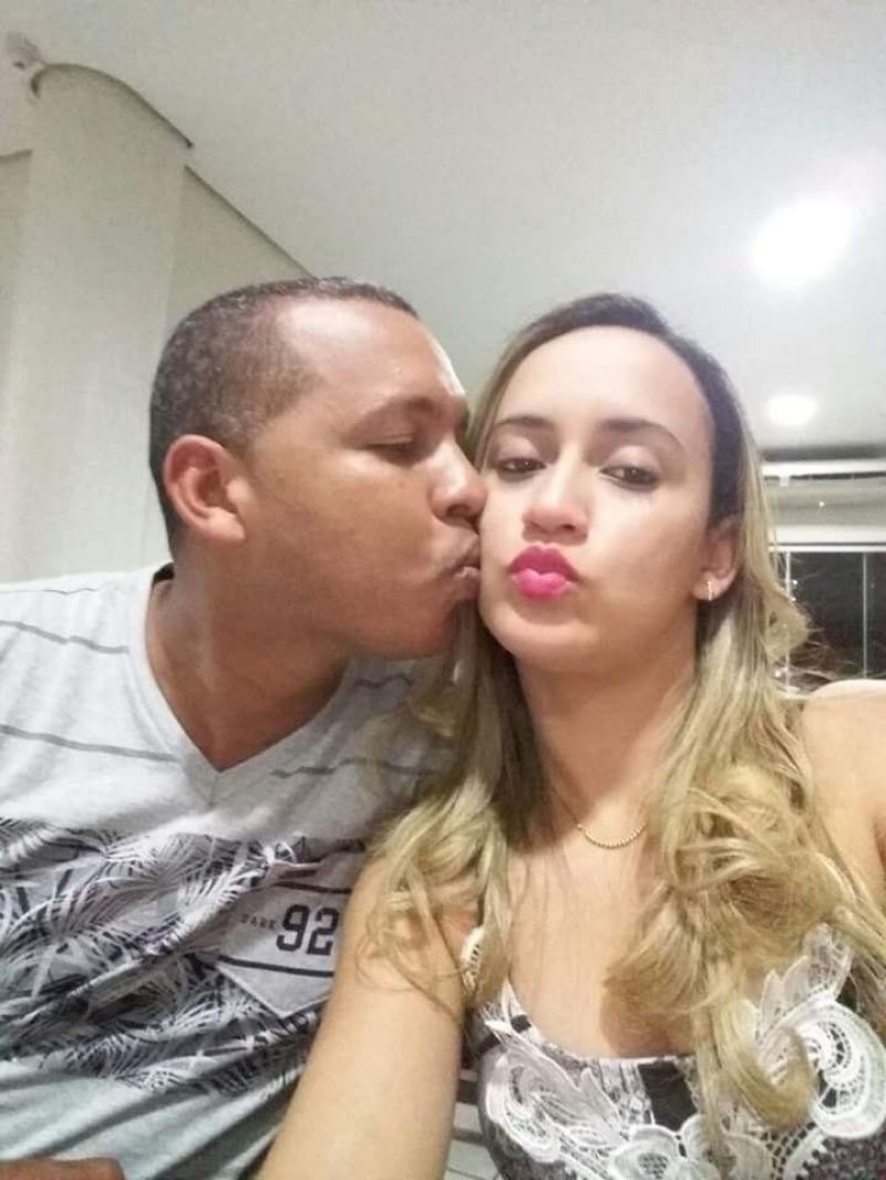 Sargento mata mulher a tiros e depois comete suicídio em Porto Velho Sargento mata mulher a tiros e depois comete suicídio em Porto Velho