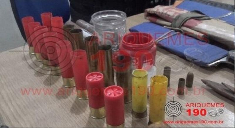 Homem de 52 anos é preso após denúncia de disparos em via pública em Ariquemes Homem de 52 anos é preso após denúncia de disparos em via pública em Ariquemes