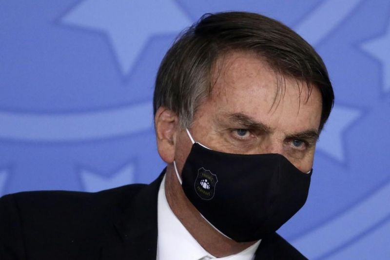 Bolsonaro faz piada com uso da cloroquina: Bolsonaro faz piada com uso da cloroquina: