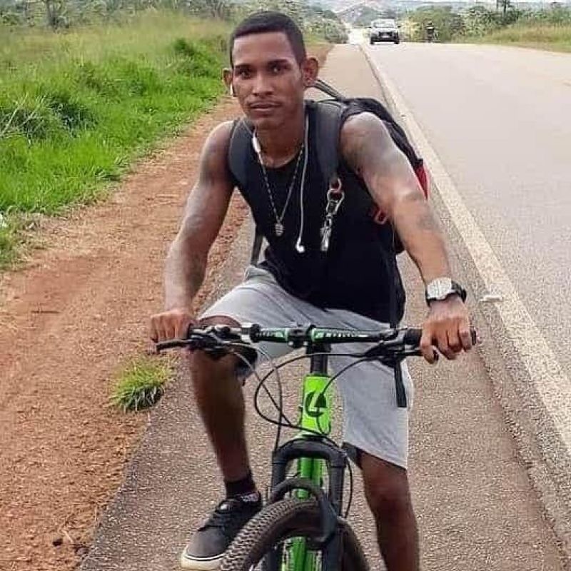 Ciclista é atropelado e morto por carro que participava de racha em Porto Velho; veja o vídeo