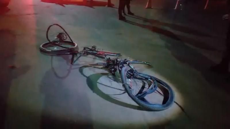 Ciclista é atropelado e morto por carro que participava de racha em Porto Velho; veja o vídeo Ciclista é atropelado e morto por carro que participava de racha em Porto Velho; veja o vídeo