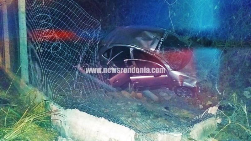 Seis pessoas saem ilesas após capotamento em Porto Velho