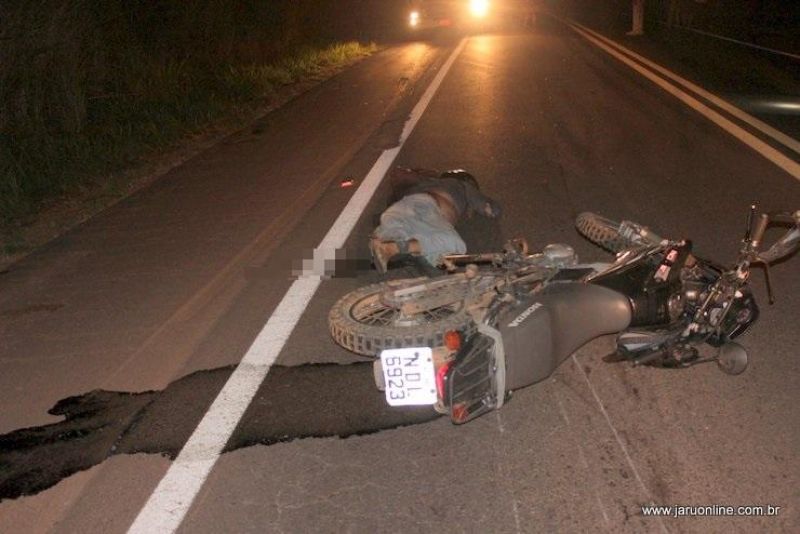 Acidente entre motocicletas deixa duas vítimas fatais na BR-364 em Jaru