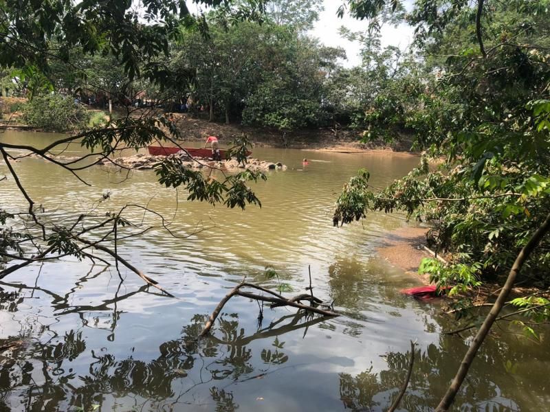 Bombeiros são acionados em possível afogamento nas águas do rio Jaru Bombeiros são acionados em possível afogamento nas águas do rio Jaru