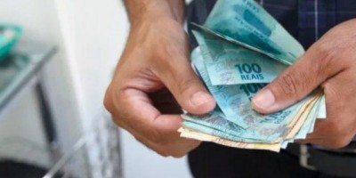 Salário mínimo deve ficar em R$ 1.087 em 2021 com aumento da inflação deste ano
