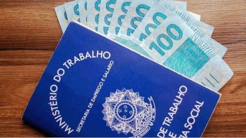 Governo diz que 13º salário deve ser integral para quem teve jornada reduzida durante pandemia; Veja o tira-dúvidas sobre o 13º Salário Governo diz que 13º salário deve ser integral para quem teve jornada reduzida durante pandemia; Veja o tira-dúvidas sobre o 13º Salário