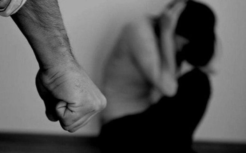 Empresário é preso agredindo esposa por não aceitar fim de relacionamento Empresário é preso agredindo esposa por não aceitar fim de relacionamento