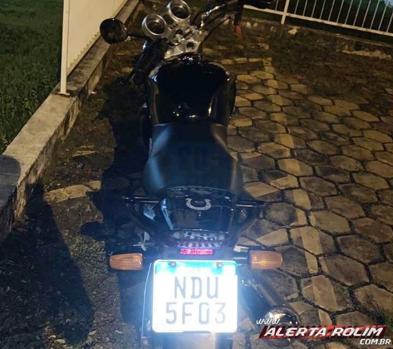 Acusado de aplicar golpes em vários estados pelo Brasil é preso pela PM no distrito de Nova Estrela Acusado de aplicar golpes em vários estados pelo Brasil é preso pela PM no distrito de Nova Estrela