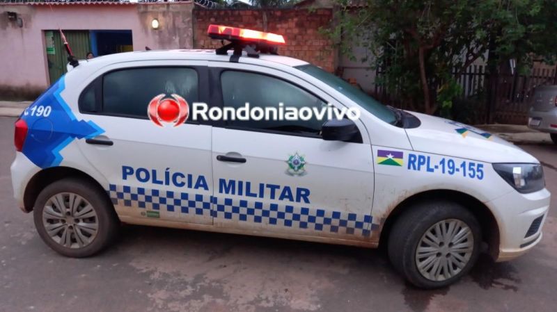 Mulher esfaqueia marido para se livrar de ser enforcada dentro de casa Mulher esfaqueia marido para se livrar de ser enforcada dentro de casa