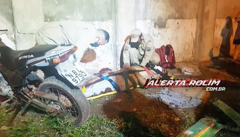 Rolim de Moura: Homem é atingido por disparo de arma de fogo na perna Rolim de Moura: Homem é atingido por disparo de arma de fogo na perna