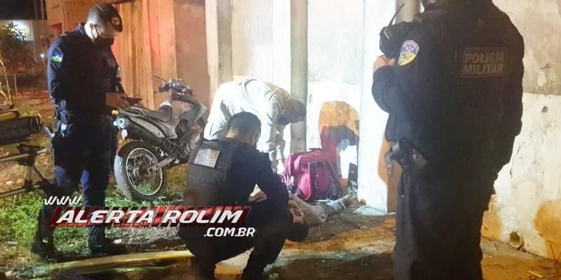 Rolim de Moura: Homem é atingido por disparo de arma de fogo na perna Rolim de Moura: Homem é atingido por disparo de arma de fogo na perna