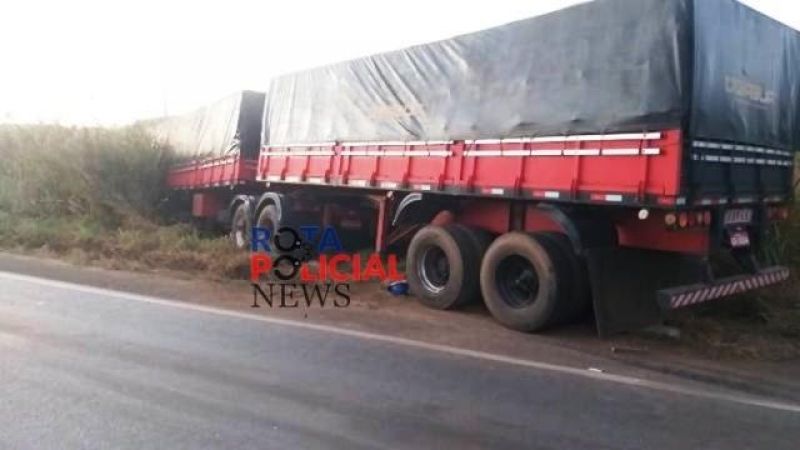 Grave acidente deixa três vítimas feridas na BR-364 em Vilhena Grave acidente deixa três vítimas feridas na BR-364 em Vilhena