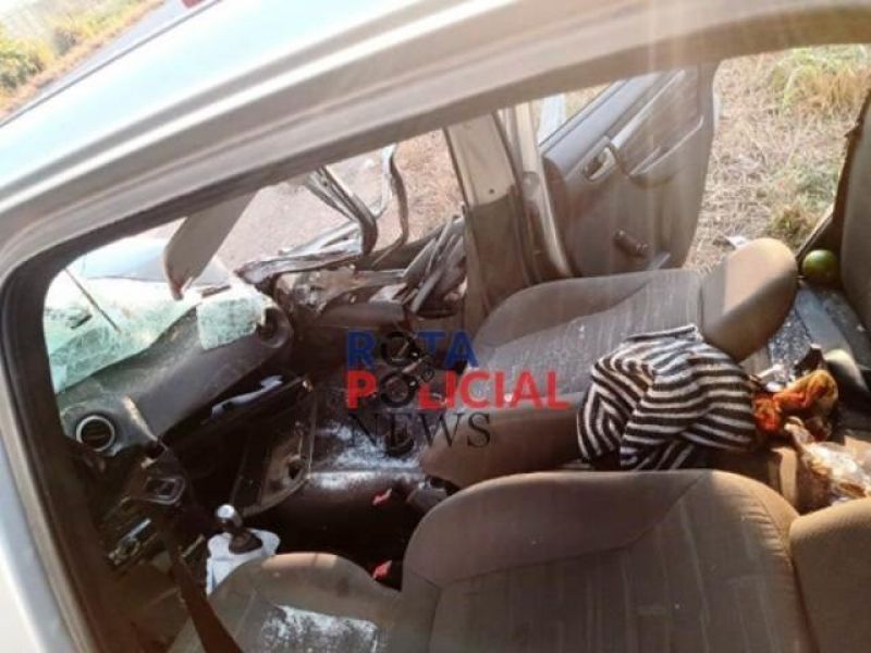 Grave acidente deixa três vítimas feridas na BR-364 em Vilhena Grave acidente deixa três vítimas feridas na BR-364 em Vilhena