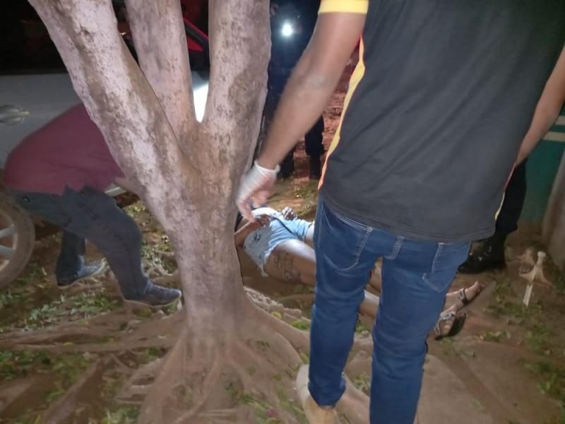 Mulher é morta a tiros pelo ex-marido no bairro Cidade Alta em Rolim de Moura Mulher é morta a tiros pelo ex-marido no bairro Cidade Alta em Rolim de Moura