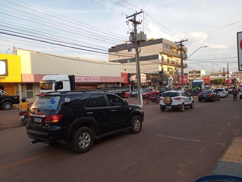 Manifestações pró-Bolsonaro são registradas em Rolim de Moura nesta terça-feira (07) Manifestações pró-Bolsonaro são registradas em Rolim de Moura nesta terça-feira (07)