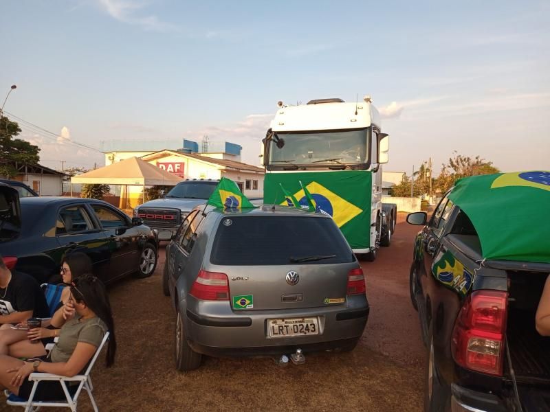 Manifestações pró-Bolsonaro são registradas em Rolim de Moura nesta terça-feira (07) Manifestações pró-Bolsonaro são registradas em Rolim de Moura nesta terça-feira (07)