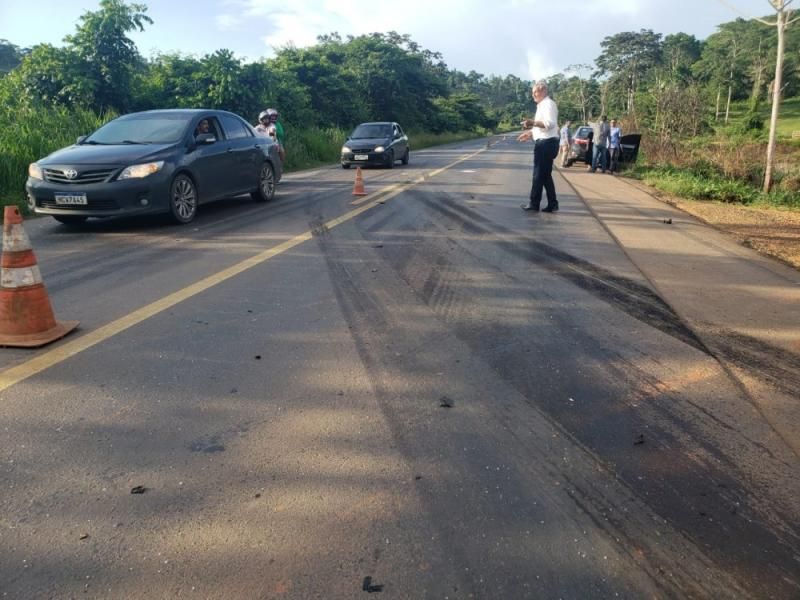 Mulher morre em grave acidente na BR-364 entre Jaru e Ariquemes Mulher morre em grave acidente na BR-364 entre Jaru e Ariquemes