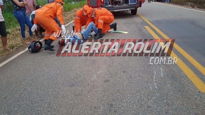 Carro capota em grave acidente de trânsito na RO-383 em Rolim de Moura
