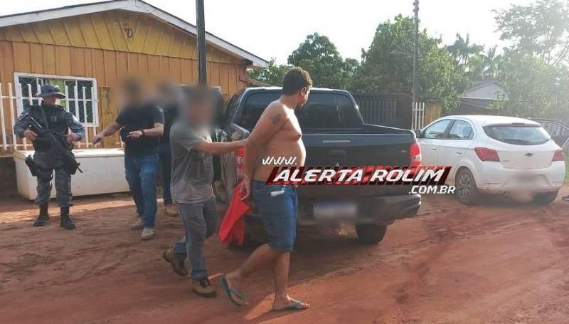 Acusado de tráfico de drogas é preso durante trabalho em conjunto entre PM e PC em Rolim de Moura Acusado de tráfico de drogas é preso durante trabalho em conjunto entre PM e PC em Rolim de Moura