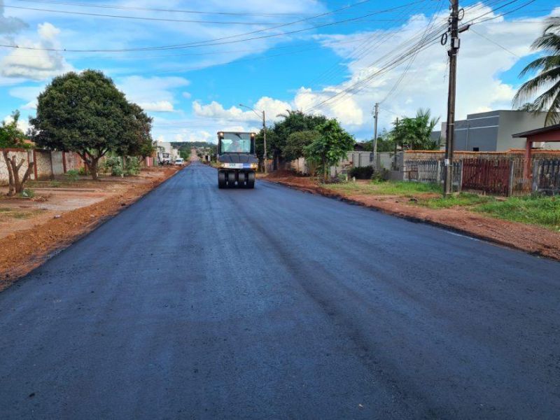 INFRAESTRUTURA: Trecho da Avenida São Paulo no anel viário em Rolim de Moura recebe nova capa asfáltica INFRAESTRUTURA: Trecho da Avenida São Paulo no anel viário em Rolim de Moura recebe nova capa asfáltica
