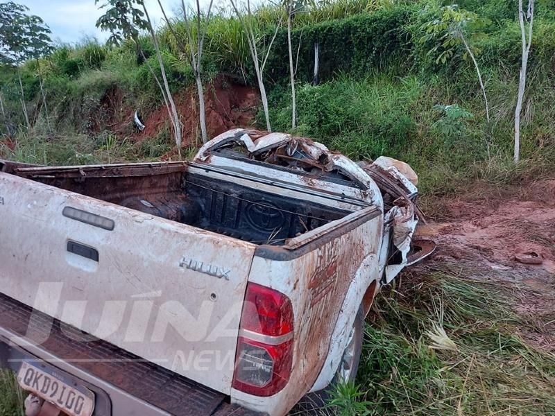 Empresário de Vilhena morre e outras três pessoas ficam feridas após capotamento de caminhonete em Mato Grosso