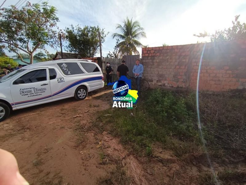 Duas jovens são executadas dentro de banheiro de residência em Ji-Paraná Duas jovens são executadas dentro de banheiro de residência em Ji-Paraná