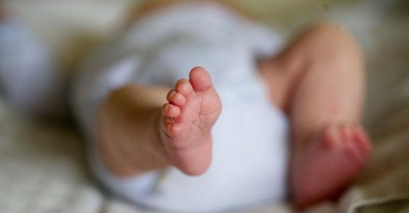 Homem é acusado de estuprar bebê durante bebedeira com a prima Homem é acusado de estuprar bebê durante bebedeira com a prima