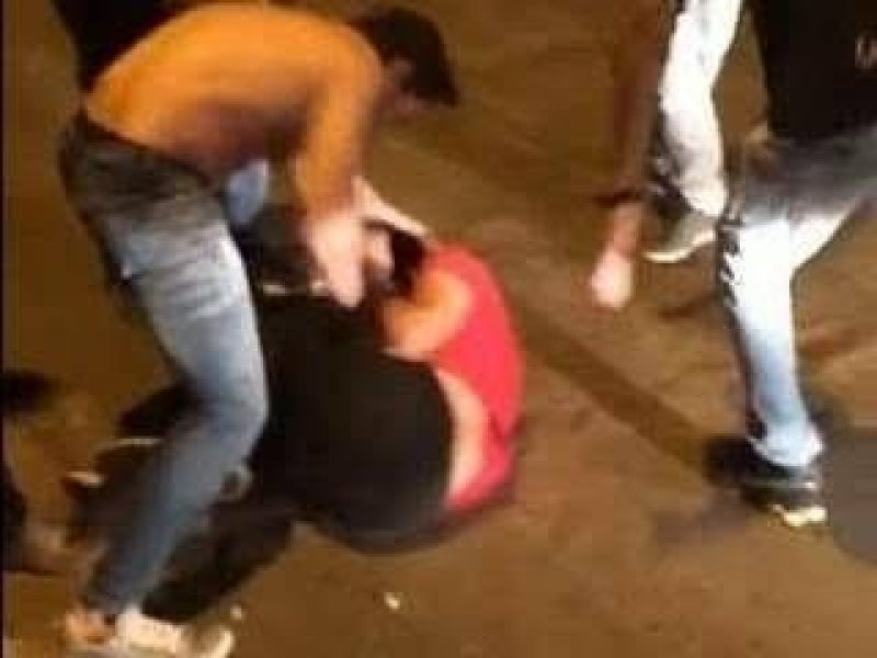 Jovem é socorrido para a UPA após ser espancado por grupo de pessoas em Porto Velho Jovem é socorrido para a UPA após ser espancado por grupo de pessoas em Porto Velho