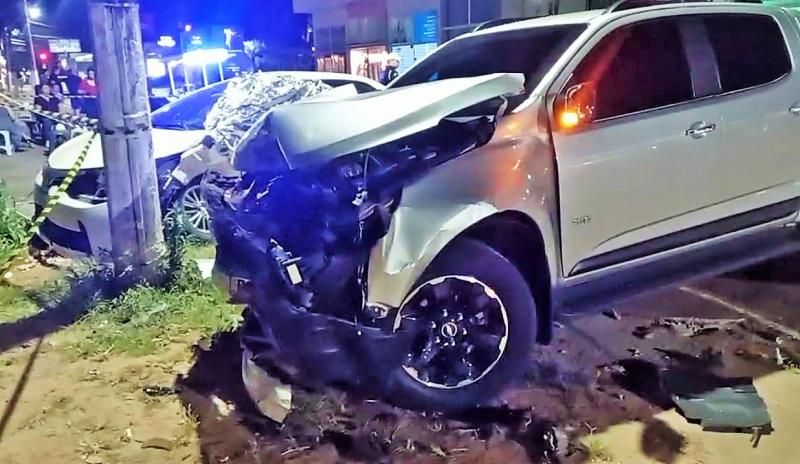 Motorista morre após grave acidente em cruzamento em Porto Velho Motorista morre após grave acidente em cruzamento em Porto Velho