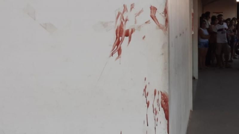 Atualizada: Durante bebedeira, homem mata o próprio amigo a facadas no meio da rua, em Ji-Paraná Atualizada: Durante bebedeira, homem mata o próprio amigo a facadas no meio da rua, em Ji-Paraná