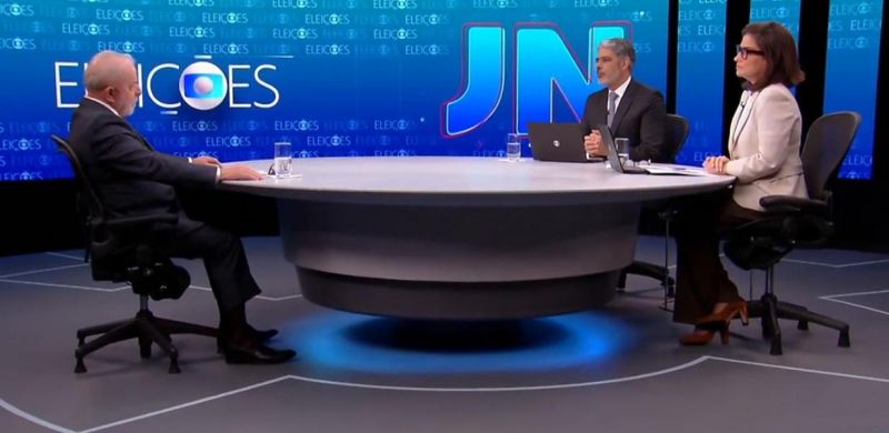 Lula admite erros de Dilma, corrupção na Petrobras, chama Lula admite erros de Dilma, corrupção na Petrobras, chama