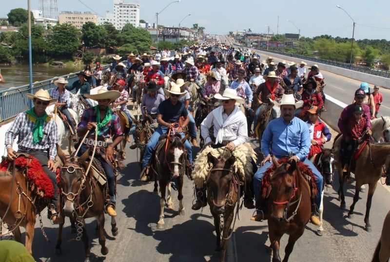 Cavalgada abre 41ª Expojipa neste sábado (17) em Ji-Paraná 