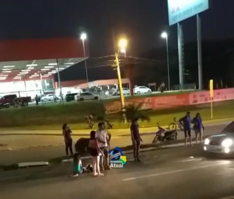 Colisão entre duas motos deixa feridos em Ji-Paraná Colisão entre duas motos deixa feridos em Ji-Paraná