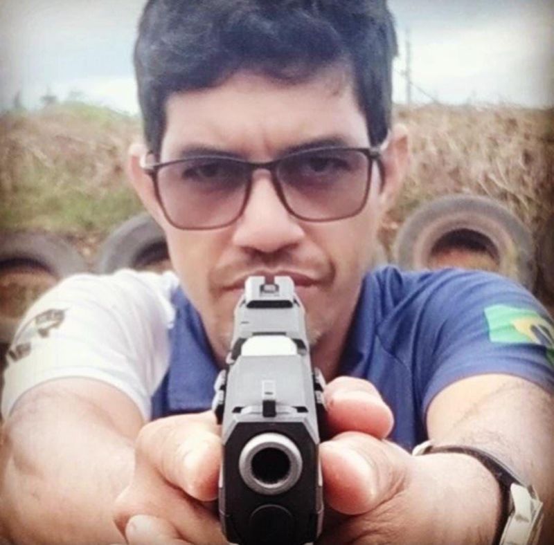 IDENTIFICADO: Instrutor confessa que matou aluno a tiros dentro de stand IDENTIFICADO: Instrutor confessa que matou aluno a tiros dentro de stand