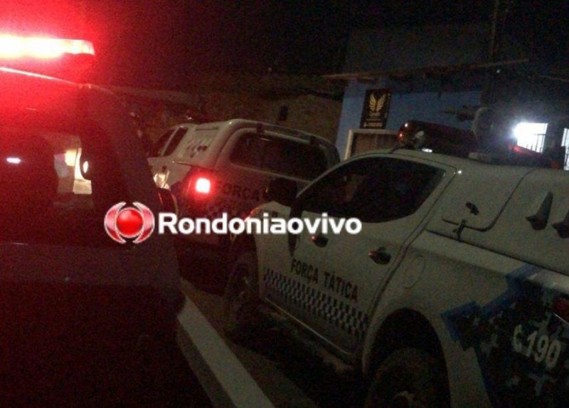 Marido é esfaqueado no pescoço pela esposa após discussão em casa Marido é esfaqueado no pescoço pela esposa após discussão em casa