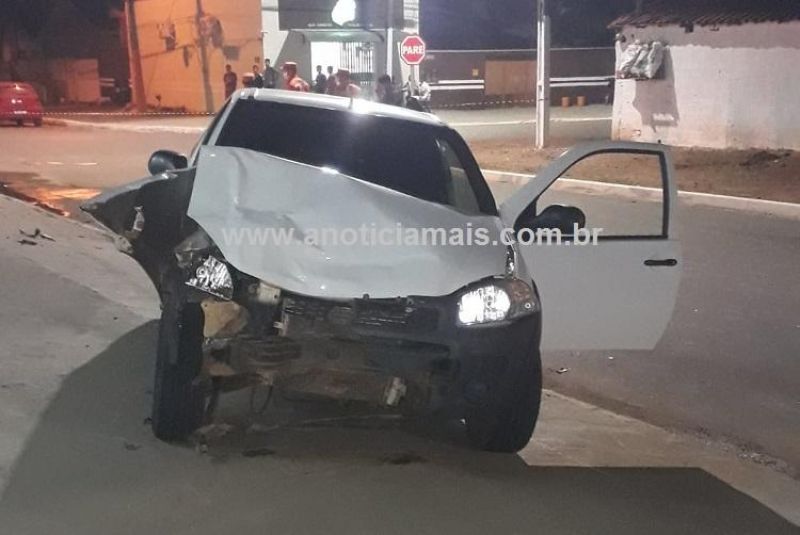 Mulher fica gravemente ferida após acidente em Jaru Mulher fica gravemente ferida após acidente em Jaru