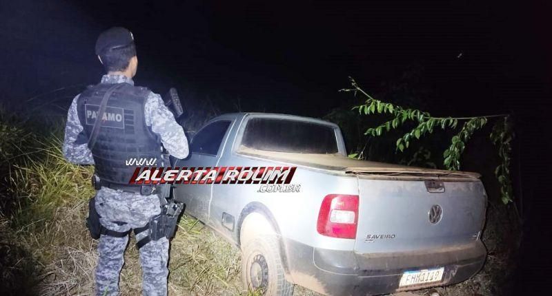 Polícia localiza carro poucas horas após veículo ser roubado por criminosos armados em Rolim de Moura Polícia localiza carro poucas horas após veículo ser roubado por criminosos armados em Rolim de Moura