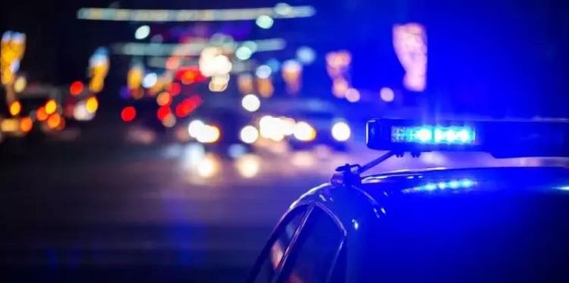 Casal assaltante é atropelado depois de roubar o celular de uma jovem em Porto Velho Casal assaltante é atropelado depois de roubar o celular de uma jovem em Porto Velho