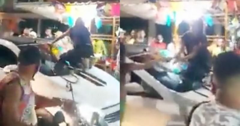 Mulher recebe no ZAP foto do marido comendo x-salada com novinha e faz o maior escândalo Mulher recebe no ZAP foto do marido comendo x-salada com novinha e faz o maior escândalo