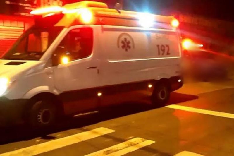 Mulher tenta matar o marido durante bebedeira em residência Mulher tenta matar o marido durante bebedeira em residência
