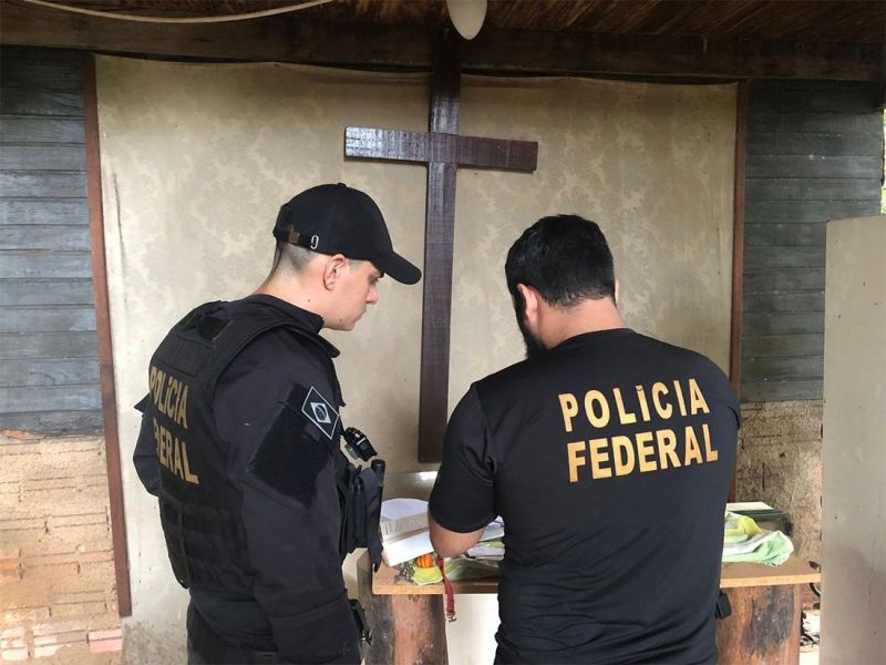 Polícia encontra vídeo de bebê sendo violentamente estuprado em celular de líder religioso e homem acaba preso em RO Polícia encontra vídeo de bebê sendo violentamente estuprado em celular de líder religioso e homem acaba preso em RO