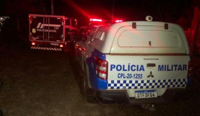 Criminoso é baleado por PM ao invadir prédio do Tribunal de Justiça Criminoso é baleado por PM ao invadir prédio do Tribunal de Justiça